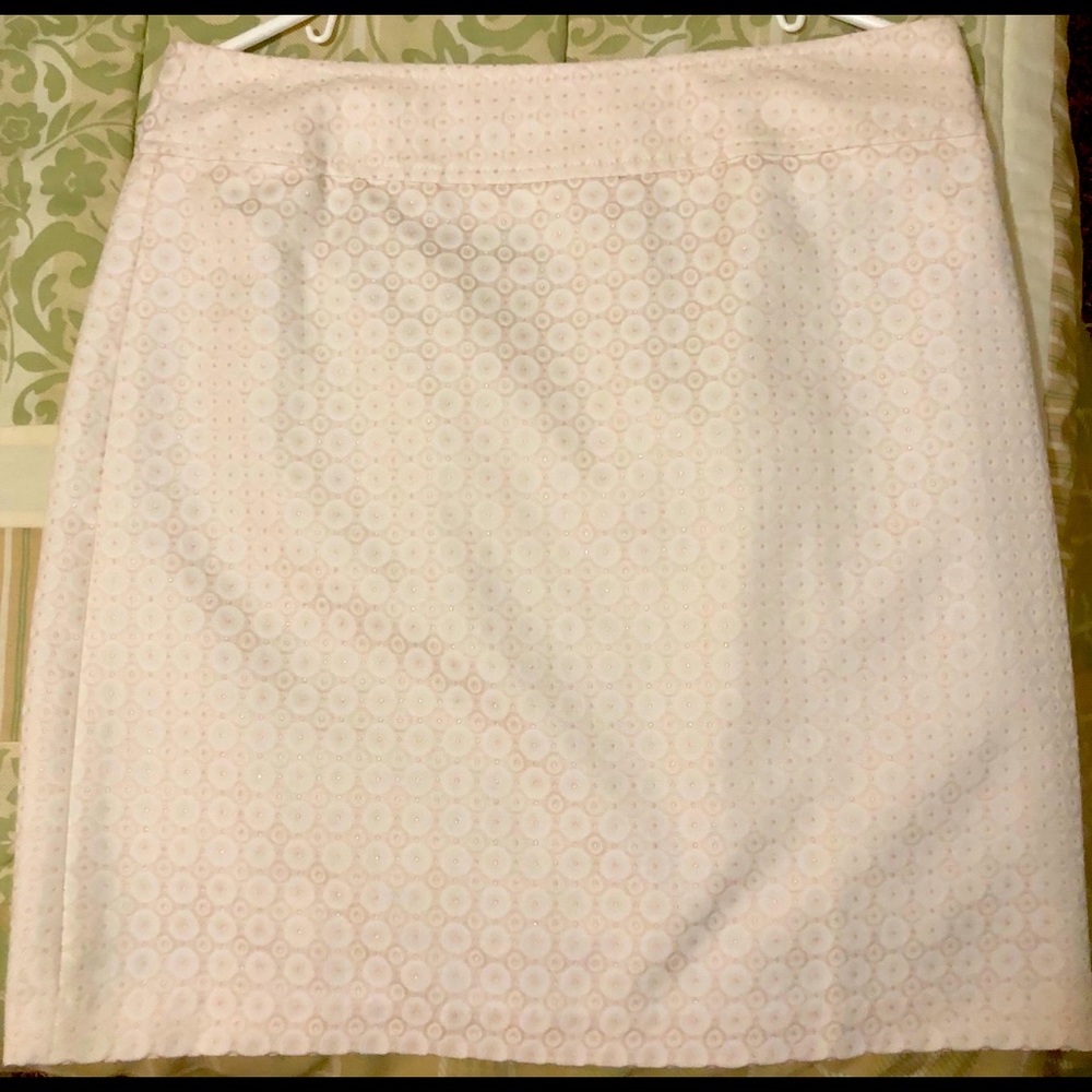 Straight skirt